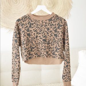 Leopard raw hem cozy sweatshirt